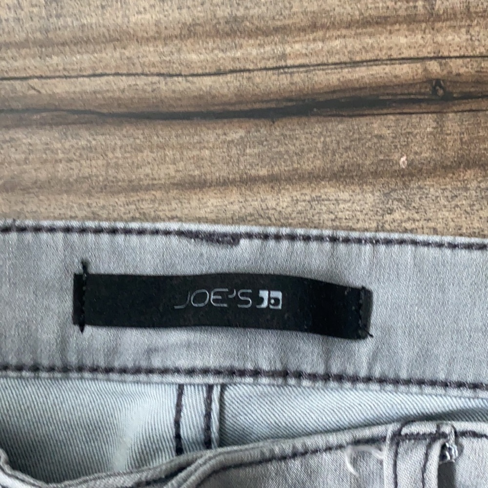 Grey Jeans - Picture 3 of 4